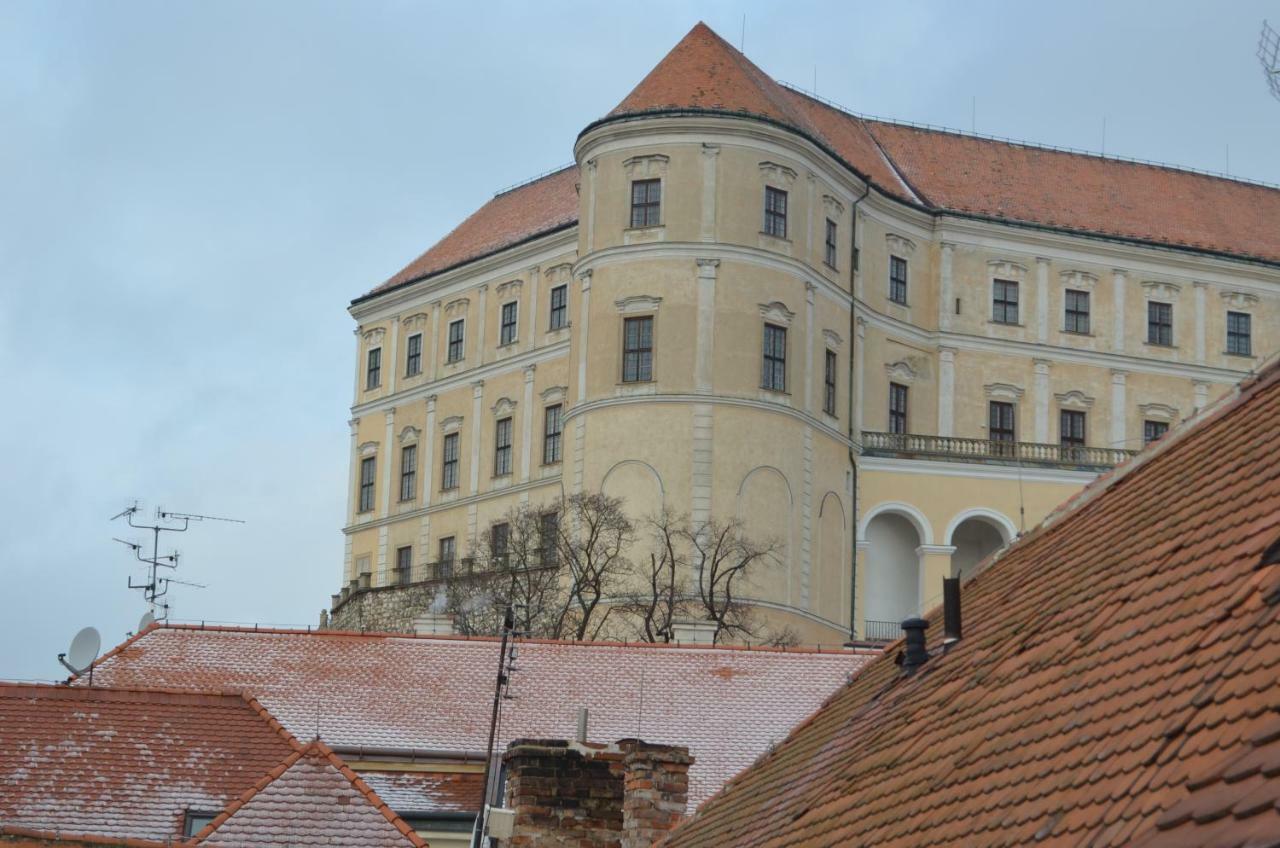 Penzion U Zabaka Mikulov Eksteriør billede